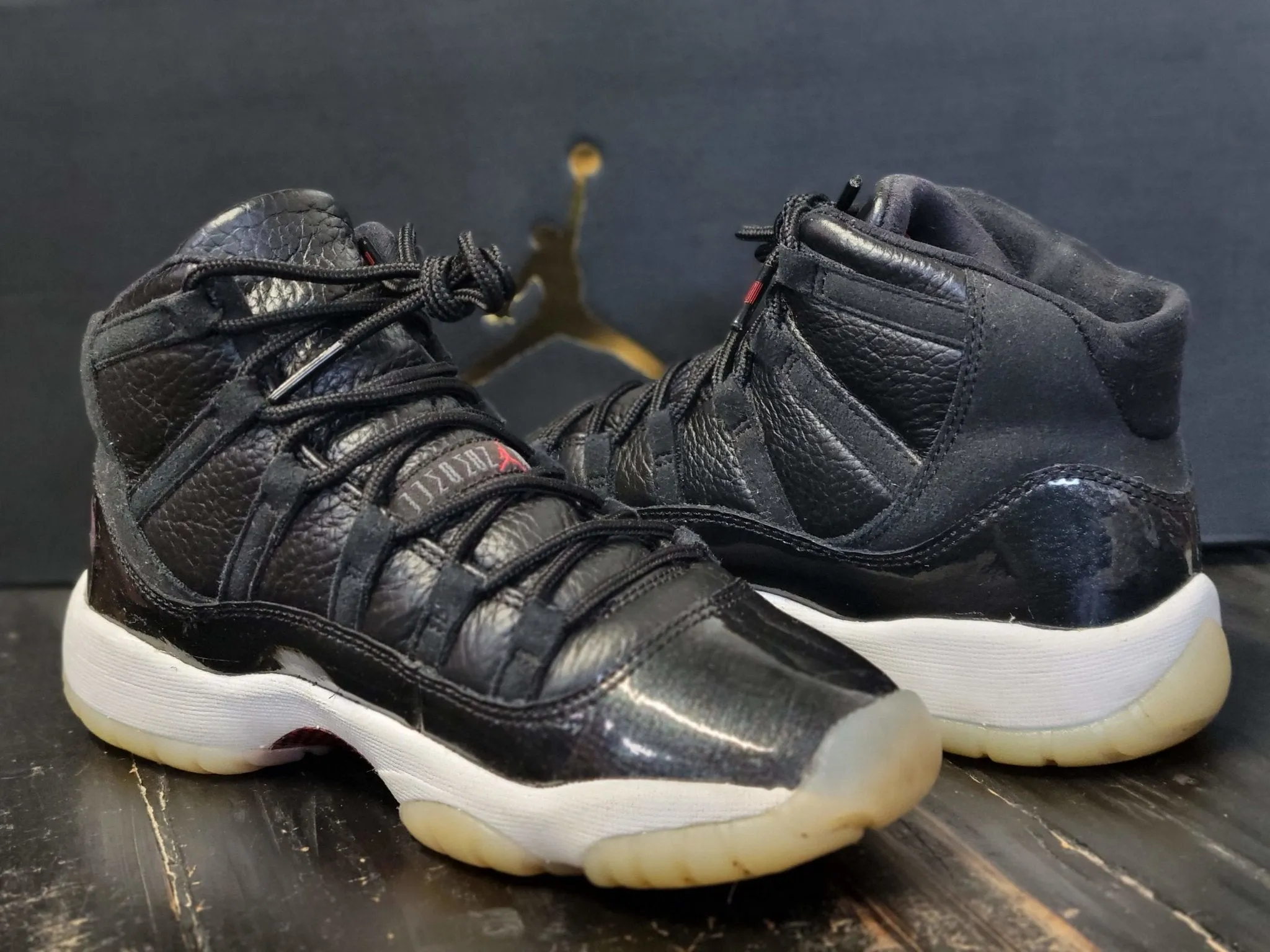 2015 Jordan 11 Retro 72-10 Black/Red/White Basketball Shoes 378038-002 Kid 4Y