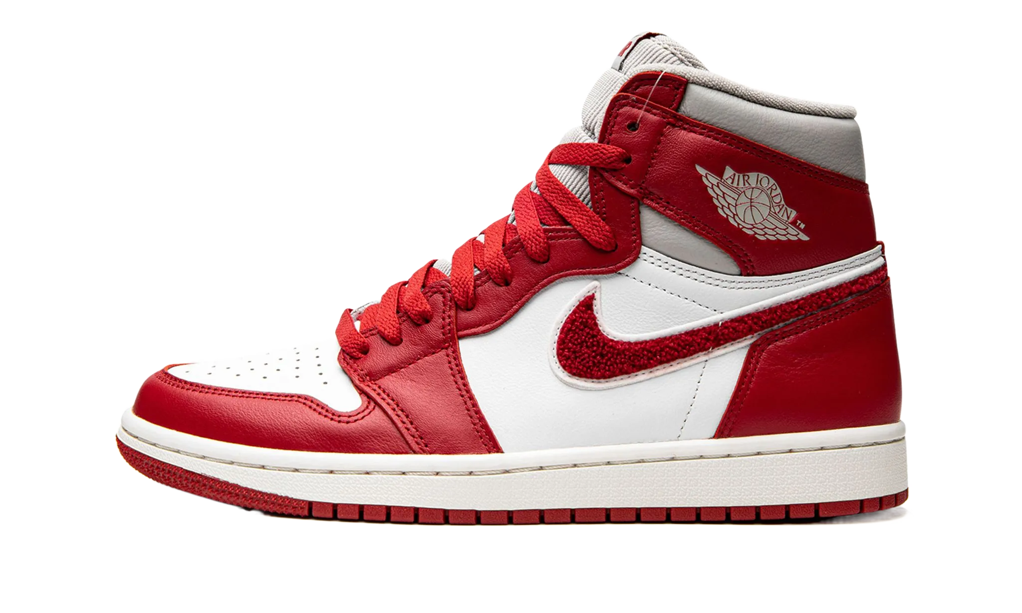 Air Jordan 1 High OG "Newstalgia"