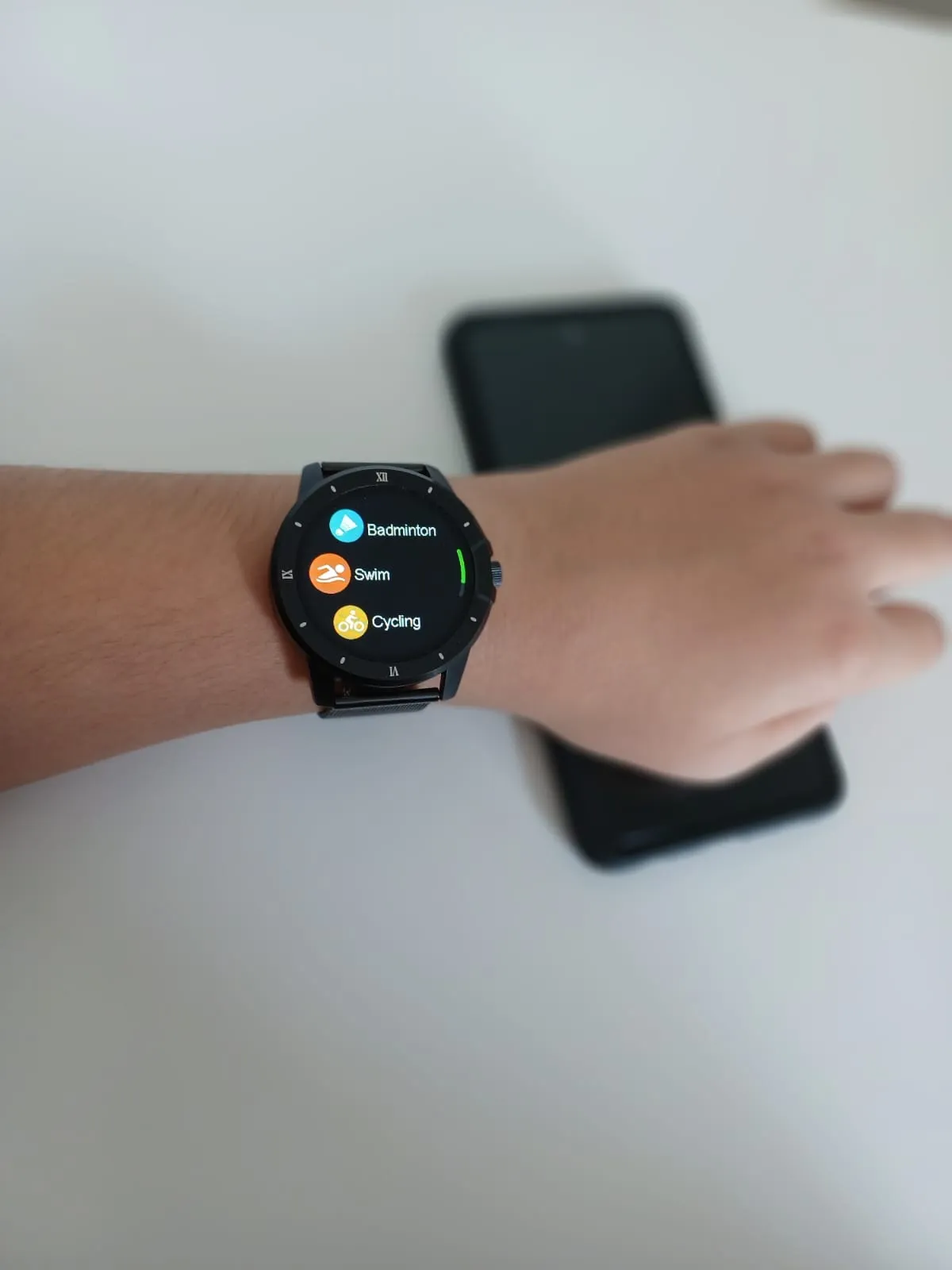 iS-X12 Smartwatch
