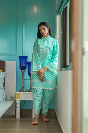 NEELA AASMAN SET
