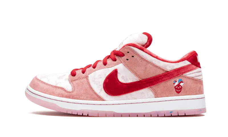 Nike SB Dunk Low Pro StrangeLove