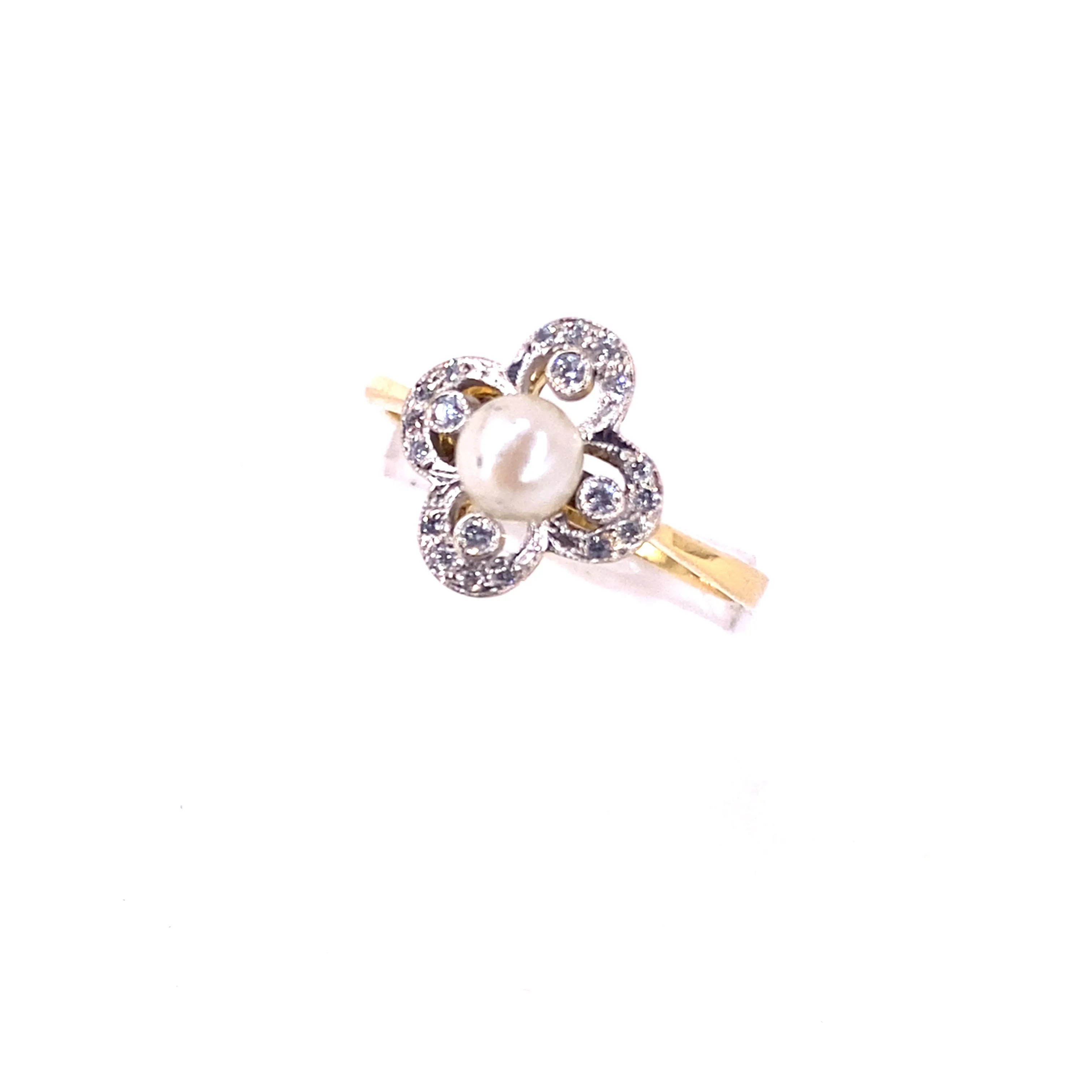 Women’s 18ct Yellow Antique Gold Pearl Diamond Ring- 3.4g 0.30ct